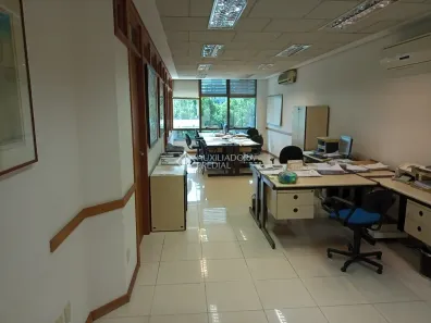 Sala Comercial com 1 Quarto à venda, 76m² no Petrópolis, Porto Alegre