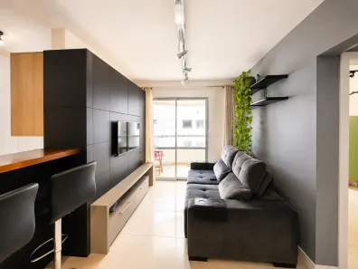 Apartamento com 2 Quartos para alugar, 74m² no Pantanal, Florianópolis