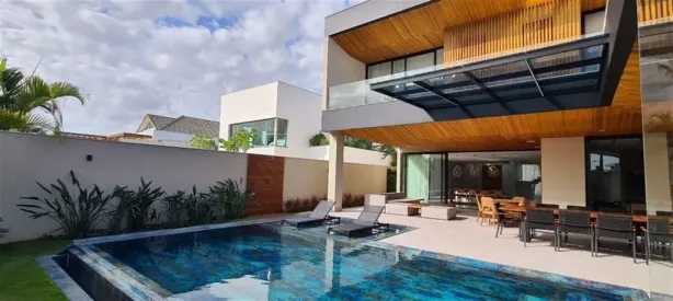Casa com 5 Quartos para alugar, 780m² no Barra da Tijuca, Rio de Janeiro