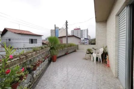 Casa com 4 Quartos à venda, 249m² no Pinheirinho, Santo André