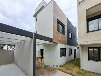 Sobrado com 3 Quartos à venda, 126m² no Uberaba, Curitiba