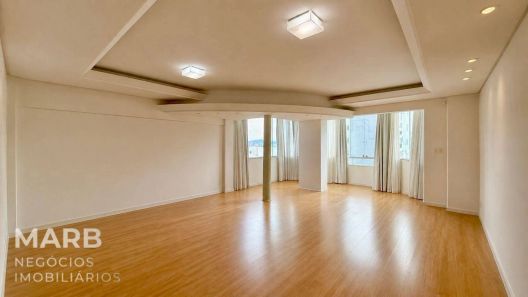 Apartamento com 3 Quartos à venda, 140m² no Agronômica, Florianópolis