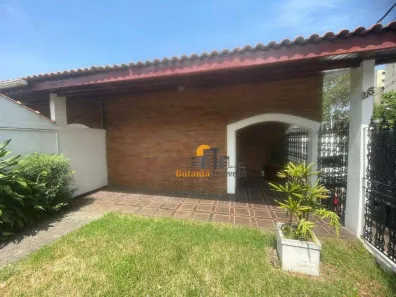 Casa com 7 Quartos para alugar, 250m² no Caxingui, São Paulo