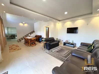 Sobrado com 4 Quartos à venda, 250m² no Santa Rosa, Socorro