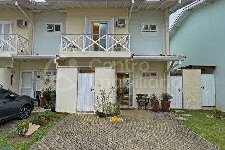 Casa de Condomínio com 3 Quartos à venda, 99m² no Balneario Samburá, Peruíbe