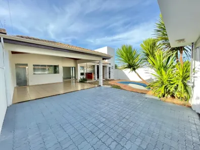 Casa com 3 Quartos para alugar, 204m² no Jardim Parati, Jaú