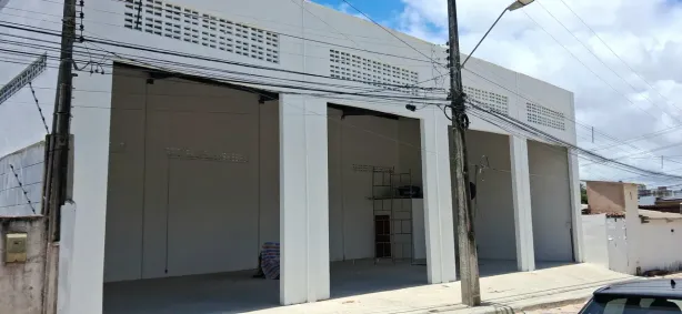 Galpão/Depósito/Armazém para alugar, 200m² no Candelária, Natal