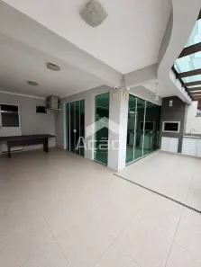 Sobrado com 3 Quartos para alugar, 200m² no Praia Brava de Itajaí, Itajaí