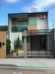 Sobrado com 4 Quartos à venda, 175m² no Jardim Liberdade, Maringá