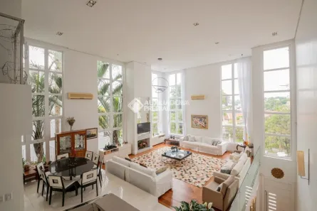 Casa com 3 Quartos para alugar, 389m² no Boa Vista, Porto Alegre