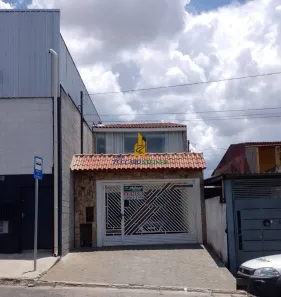 Sobrado com 3 Quartos à venda, 246m² no Parque Industrial Cumbica, Guarulhos