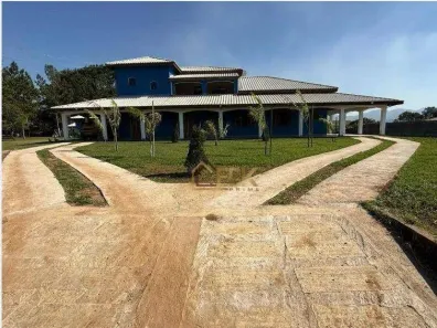 Fazenda/Sítio com 3 Quartos à venda, 900m² no Sítios de Recreio Mantiqueira, Caçapava