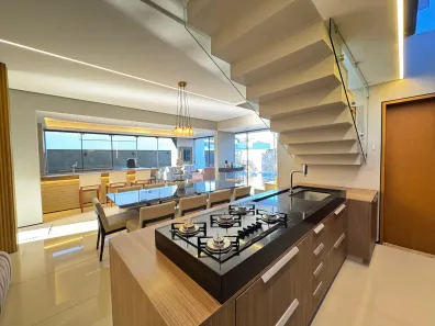 Casa com 4 Quartos à venda, 244m² no Esperança, Londrina
