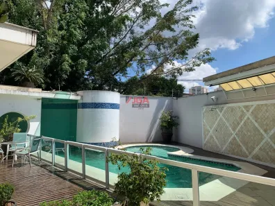 Sobrado com 4 Quartos à venda, 291m² no Jardim Campo Grande, São Paulo