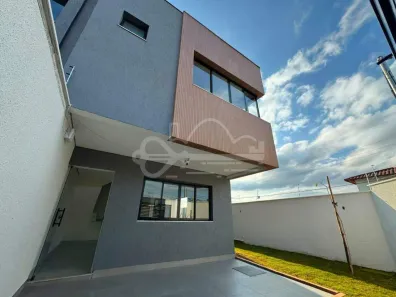 Casa com 3 Quartos à venda, 100m² no Planalto, Belo Horizonte