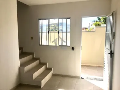 Casa de Condomínio com 2 Quartos à venda, 53m² no Jardim São Pedro, Mogi das Cruzes