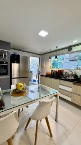Casa com 4 Quartos à venda, 155m² no Itaipu, Niterói