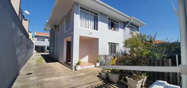Casa com 8 Quartos à venda, 570m² no Portão, Curitiba
