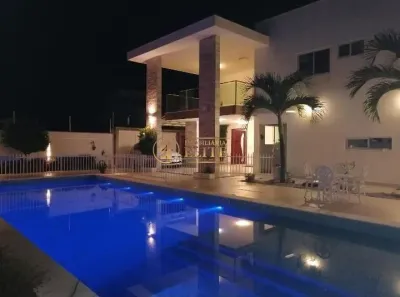 Casa com 5 Quartos à venda, 372m² no Jardim Planalto, Parnamirim