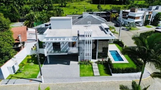 Casa de Condomínio com 4 Quartos à venda, 354m² no Ariribá, Balneário Camboriú