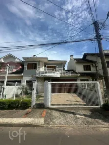 Casa com 3 Quartos à venda, 180m² no Parque da Matriz, Cachoeirinha