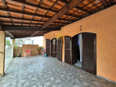 Casa com 4 Quartos à venda, 180m² no Vila Campo Grande, São Paulo