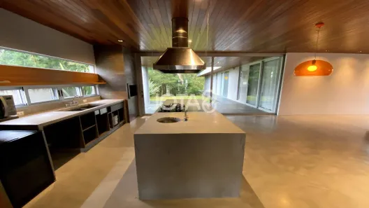 Casa de Condomínio com 3 Quartos à venda, 305m² no Butiatuvinha, Curitiba