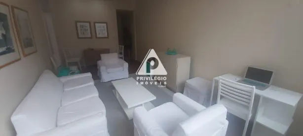 Apartamento com 2 Quartos à venda, 61m² no Copacabana, Rio de Janeiro