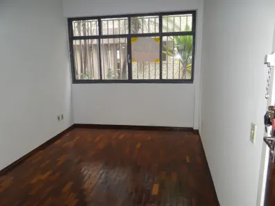 Apartamento com 3 Quartos para alugar, 81m² no Coração Eucarístico, Belo Horizonte