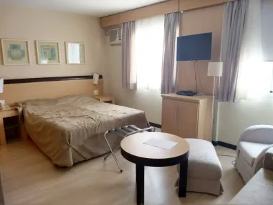Flat com 1 Quarto para alugar, 33m² no Vila Olímpia, São Paulo