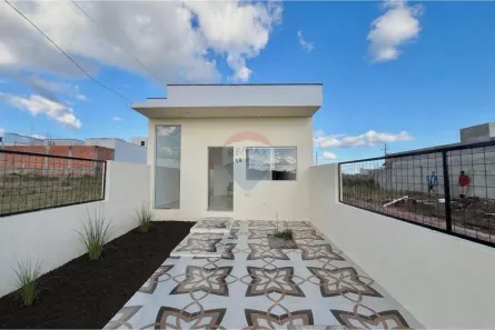 Casa com 2 Quartos para alugar, 60m² no Tomazetti, Santa Maria