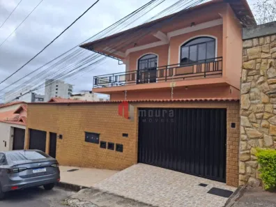 Casa com 3 Quartos à venda, 130m² no Teixeiras, Juiz de Fora