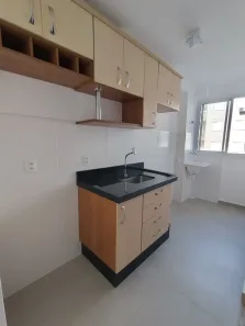 Apartamento com 2 Quartos para alugar, 50m² no Parque Tarumã, Maringá