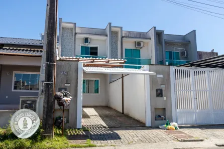 Sobrado com 2 Quartos à venda, 90m² no Fortaleza Alta, Blumenau