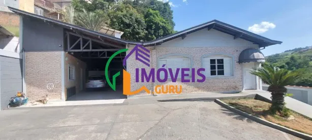 Casa com 2 Quartos à venda, 160m² no Jardim Quisisana, Poços de Caldas
