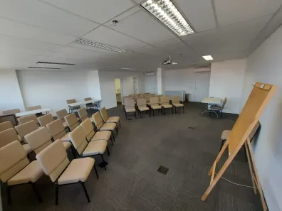 Sala Comercial para alugar, 134m² no Vila Homero, Indaiatuba