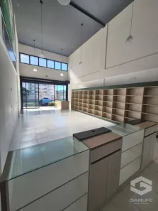 Ponto Comercial para alugar, 140m² no Condomínio Residencial Colinas do Paratehy, São José dos Campos