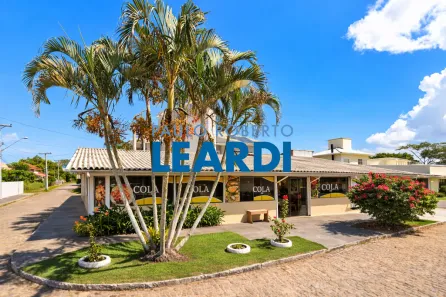 Ponto Comercial à venda, 400m² no Daniela, Florianópolis