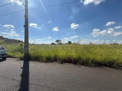 Lote/Terreno à venda, 200m² no Jardim Marajó, Uberaba