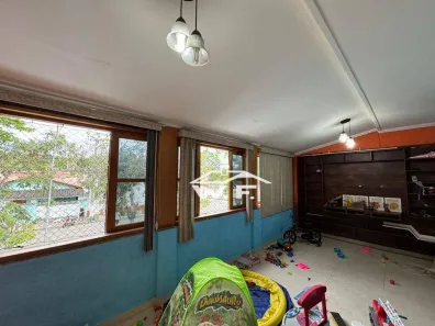 Casa com 3 Quartos à venda, 290m² no Parque Residencial Anna Guilhermina Rois Alves, Guaratinguetá