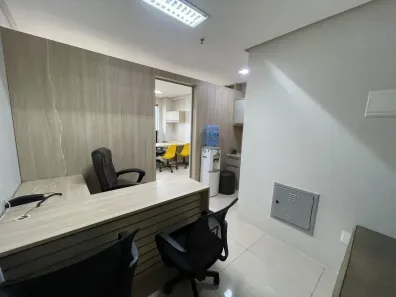 Sala Comercial à venda, 31m² no Adrianópolis, Manaus