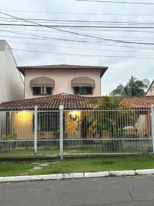 Casa com 4 Quartos à venda, 201m² no Morada da Colina, Resende
