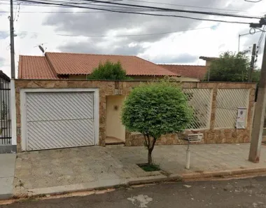Casa com 3 Quartos à venda, 140m² no Vila Goes, Londrina