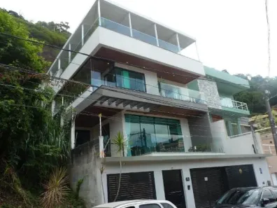 Casa de Condomínio com 4 Quartos à venda, 480m² no São Francisco, Niterói