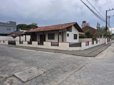 Casa com 3 Quartos à venda, 92m² no Centro, Penha