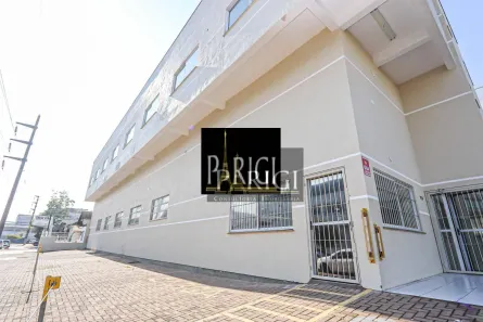 Galpão/Depósito/Armazém para alugar, 1300m² no Navegantes, Porto Alegre