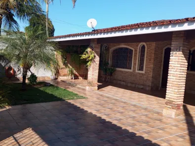 Casa com 3 Quartos à venda, 200m² no Pontal de Santa Marina, Caraguatatuba