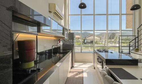 Apartamento com 1 Quarto à venda, 56m² no Pântano do Sul, Florianópolis