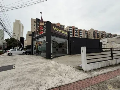Sala Comercial para alugar, 130m² no Nações, Balneário Camboriú