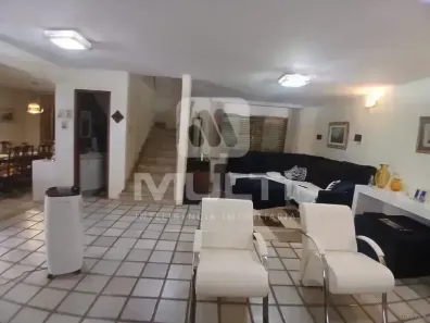 Casa com 4 Quartos à venda, 364m² no Cidade Jardim, Uberlândia